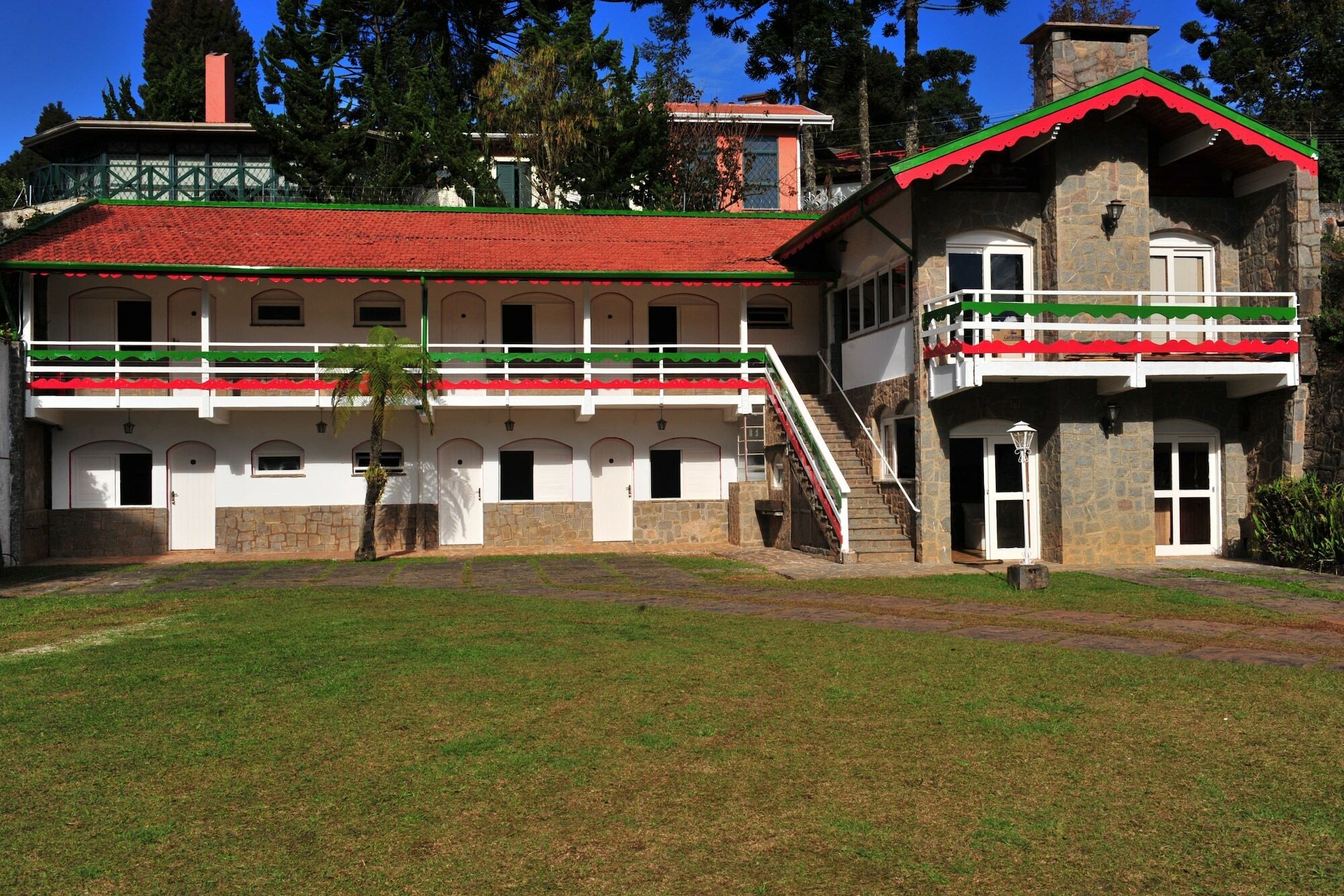 Pousada Villaggio Di Roma Campos do Jordão Exterior foto